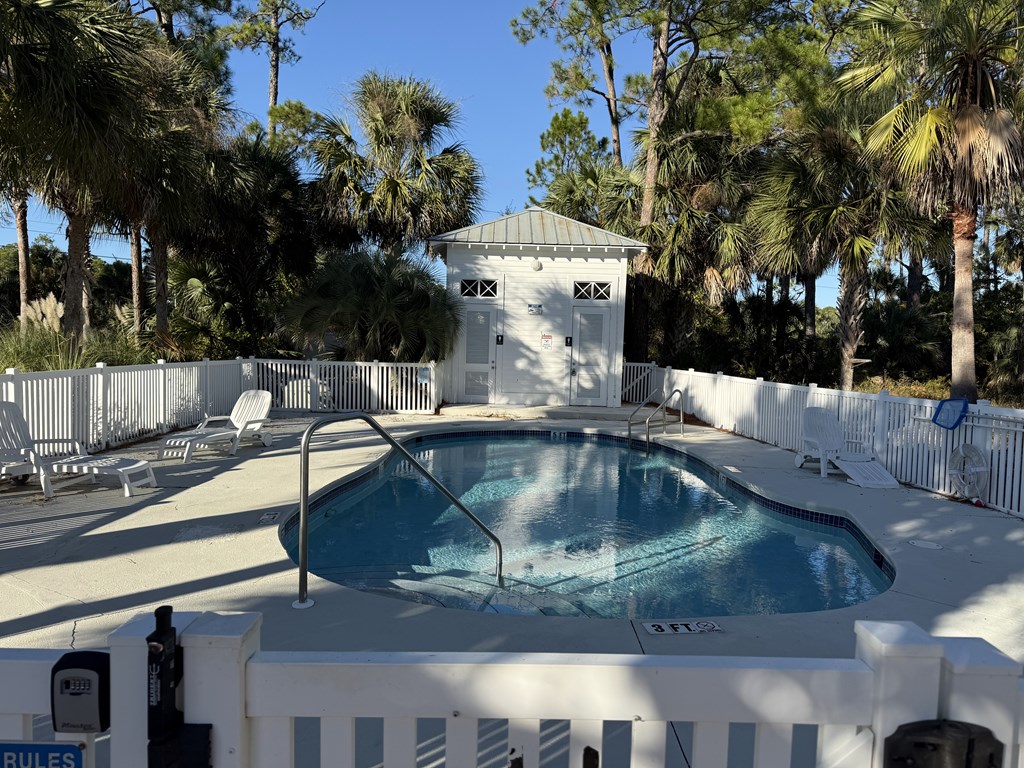 324572 Photo 3