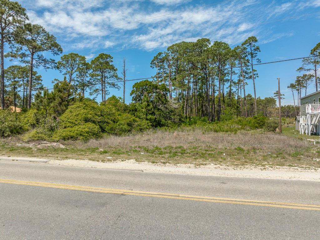 328057 Photo 2