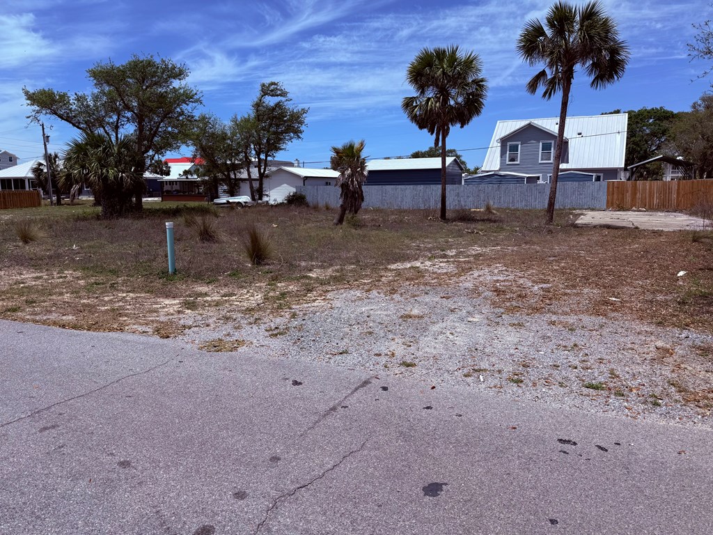 328233 Photo 3
