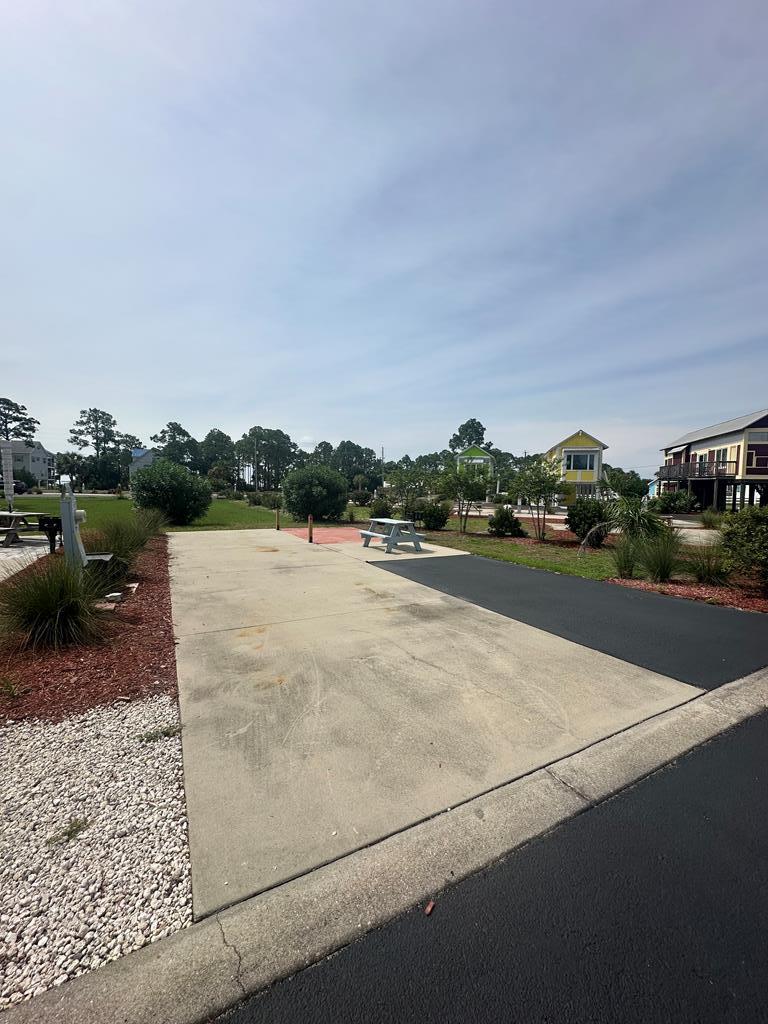 329047 Photo 1